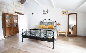 Chambre D'Hotes Les Cypres De L'Ile